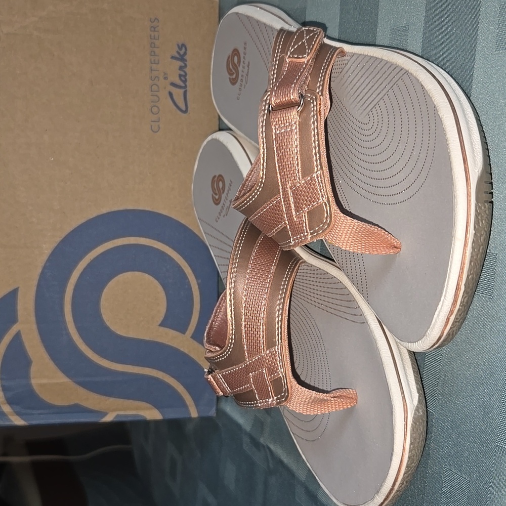 Clarks Cloudsteppers Women's Sandals - Metallic Rose